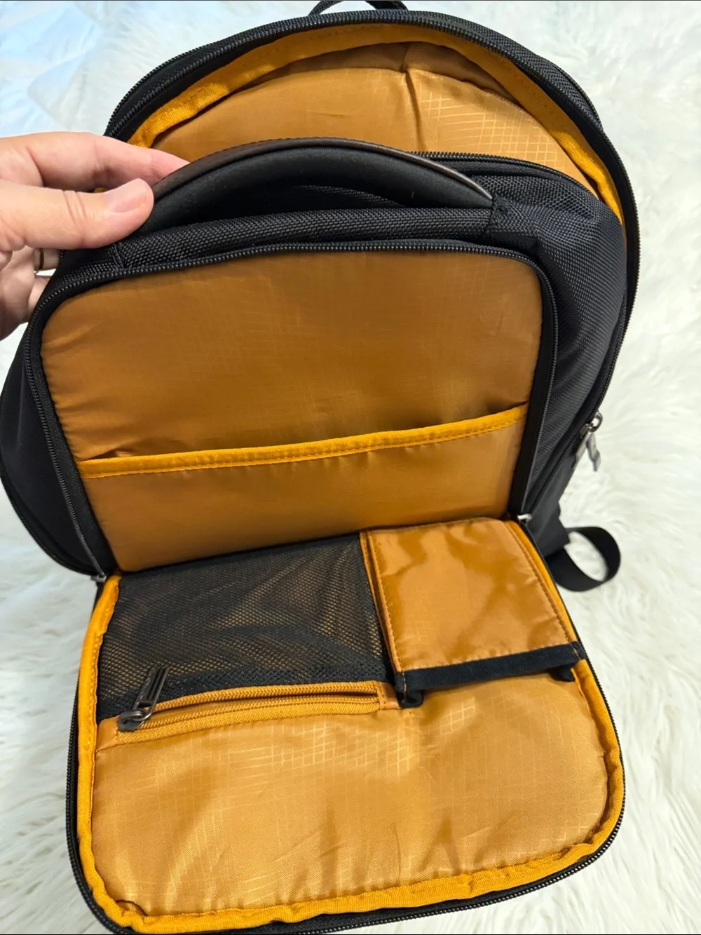 Samsonite Black Backpack with Brown Trim excellent condition see all photos
